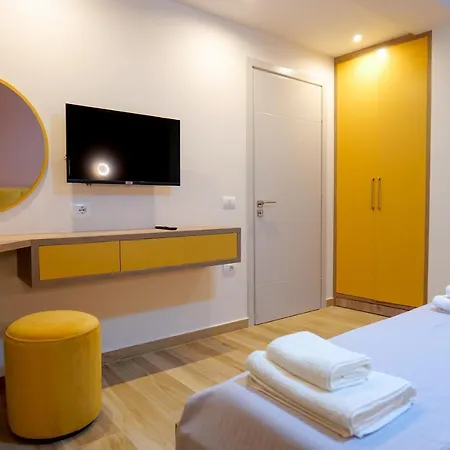 アパート Orion Sarandë
